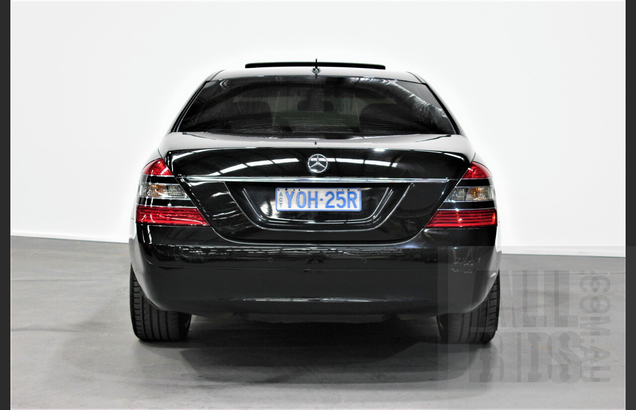 1/2008 Mercedes-Benz S350L W221 07 UPGRADE 4d Sedan Obsidian Black 3.5L