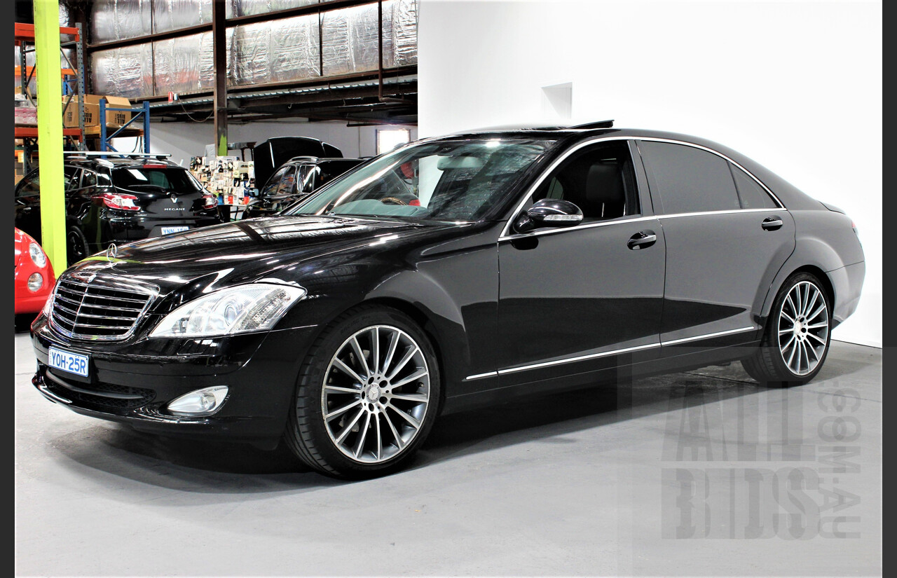 1/2008 Mercedes-Benz S350L W221 07 UPGRADE 4d Sedan Obsidian Black 3.5L