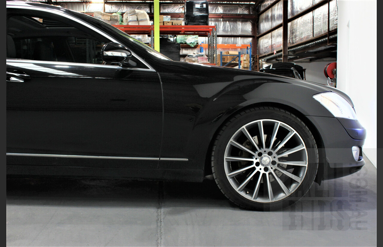 1/2008 Mercedes-Benz S350L W221 07 UPGRADE 4d Sedan Obsidian Black 3.5L