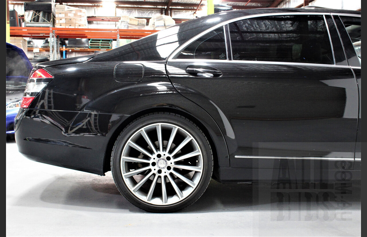 1/2008 Mercedes-Benz S350L W221 07 UPGRADE 4d Sedan Obsidian Black 3.5L
