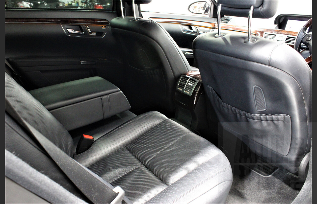 1/2008 Mercedes-Benz S350L W221 07 UPGRADE 4d Sedan Obsidian Black 3.5L