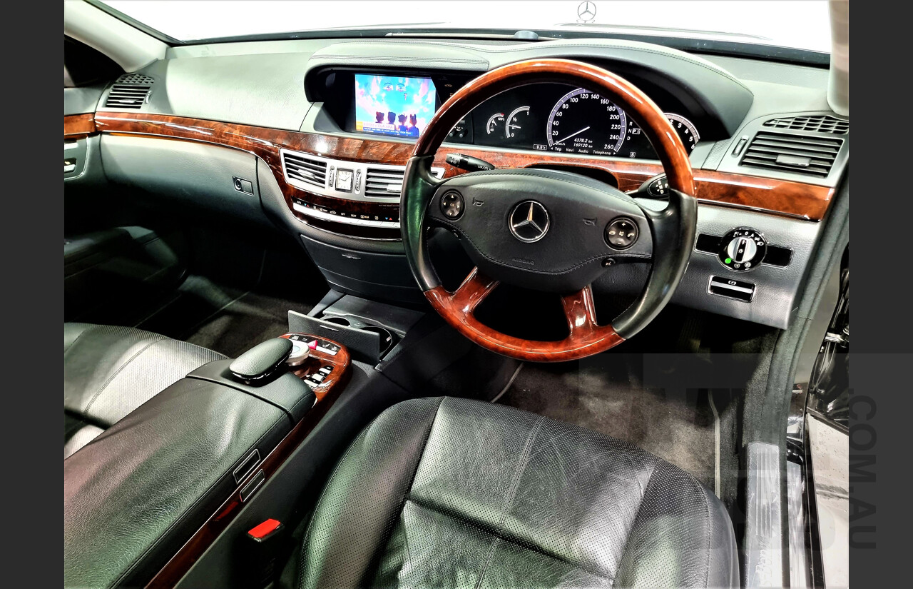 1/2008 Mercedes-Benz S350L W221 07 UPGRADE 4d Sedan Obsidian Black 3.5L