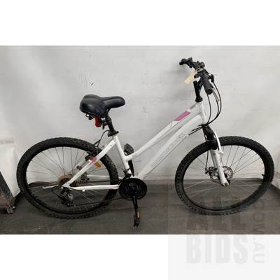 Diamondback Apex DX 18 Speed Mountain Bike