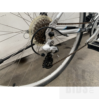 TBE CR2200 21 Speed Hybrid Bike