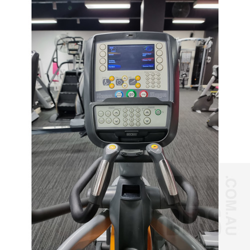 Matrix E5X Commercial Elliptical Crosstrainer