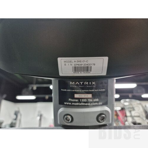 Matrix E5X Commercial Elliptical Crosstrainer