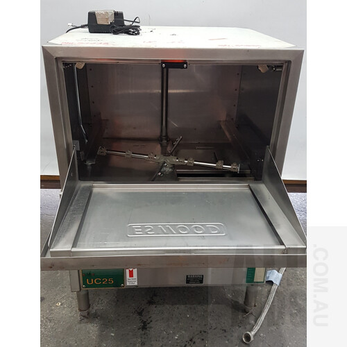 Eswood UC25 Commercial Underbench Dishwasher
