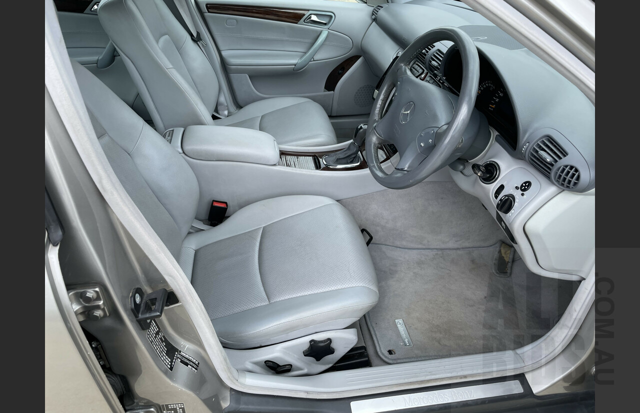2/2003 Mercedes-Benz C180 Kompressor Elegance W203 4d Sedan Silver  1.8L
