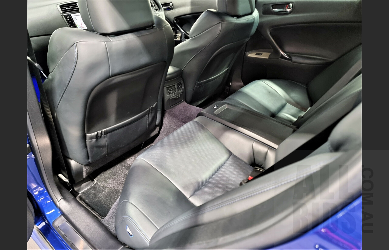 9/2009 Lexus ISF USE20R 4d Sedan Ultrasonic Blue Mica 5.0L V8