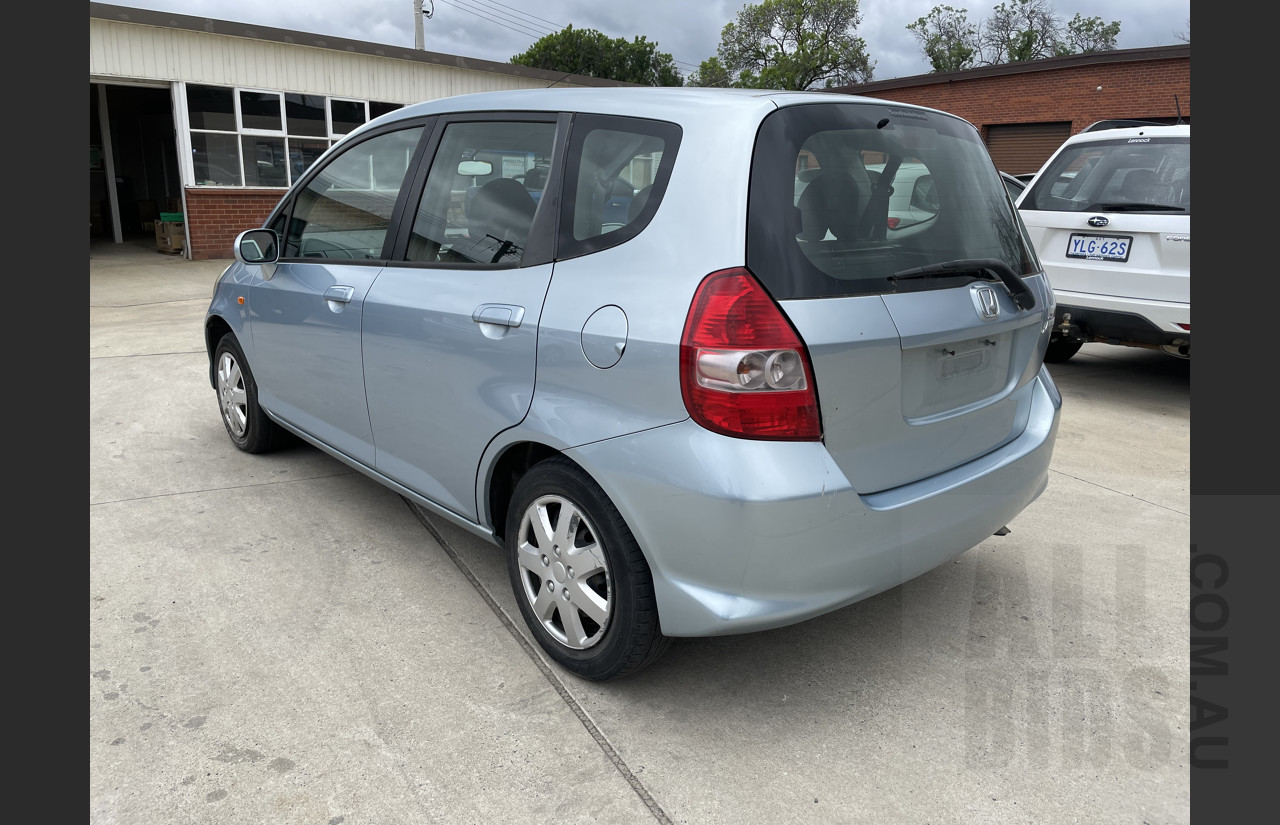 1/2006 Honda Jazz VTi MY06 5d Hatchback Blue 1.5L