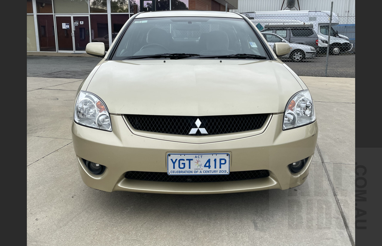 4/2007 Mitsubishi 380 SX DB SERIES II 4d Sedan Gold 3.8L