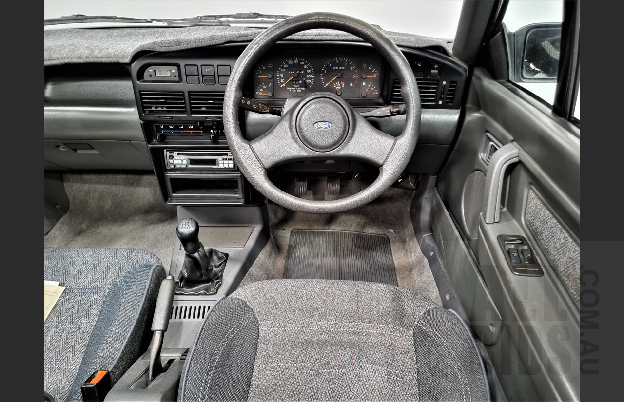 10/1990 Ford Capri Turbo 2d Convertible White 1.6L