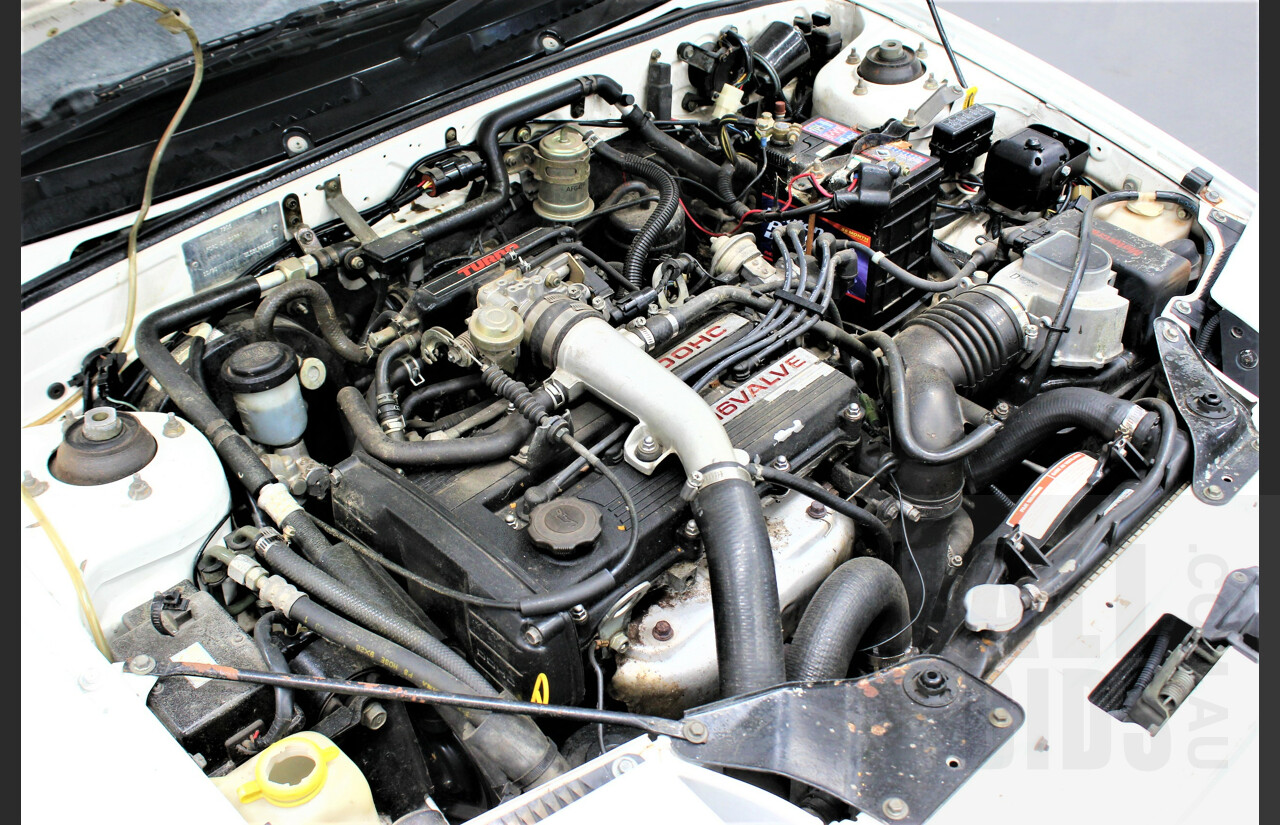10/1990 Ford Capri Turbo 2d Convertible White 1.6L
