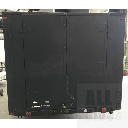 Single Axle Covered Trailer