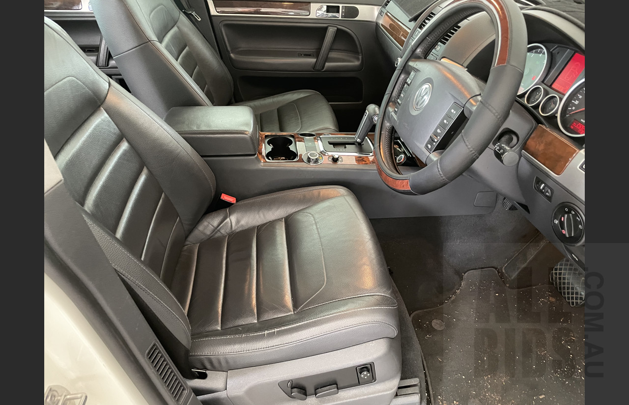 7/2007 Volkswagen Touareg V6 FSI 7L MY07 4d Wagon White 3.6L