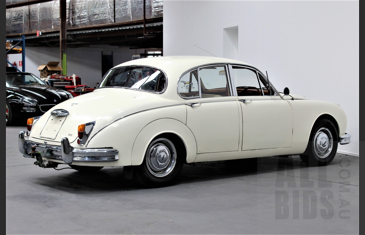 1/1960 Jaguar Mk2 II 2.4L 4d Sedan White 3.8L