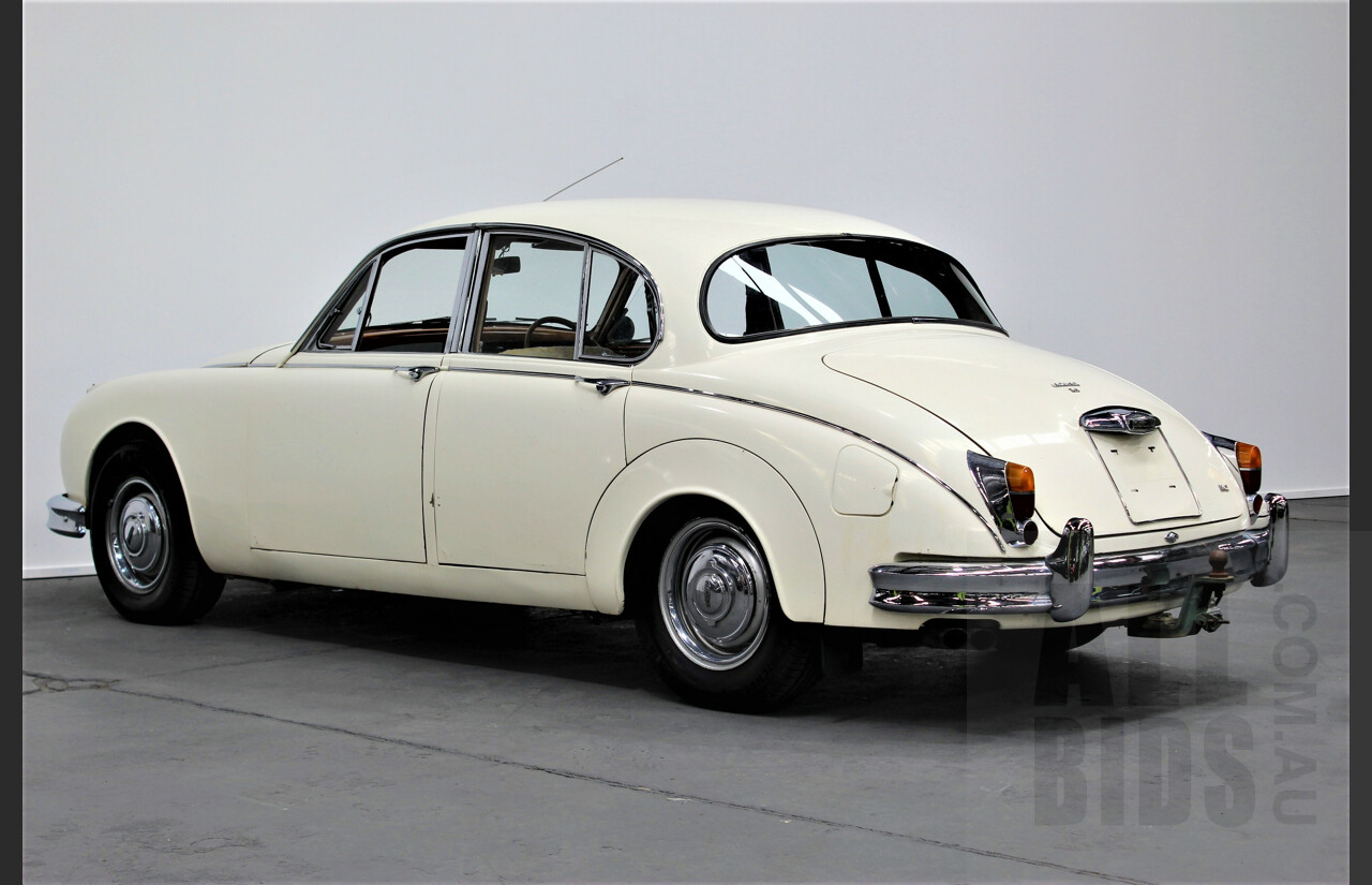 1/1960 Jaguar Mk2 II 2.4L 4d Sedan White 3.8L