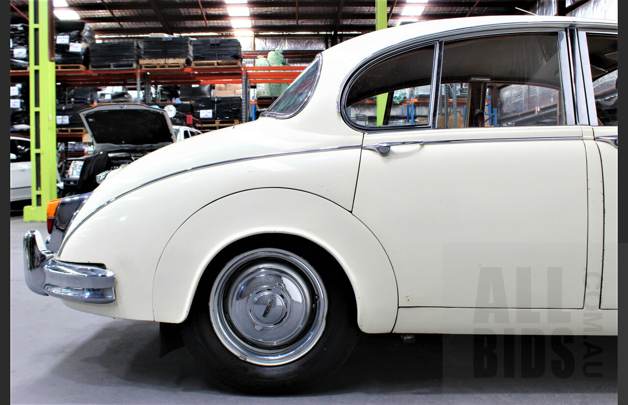 1/1960 Jaguar Mk2 II 2.4L 4d Sedan White 3.8L