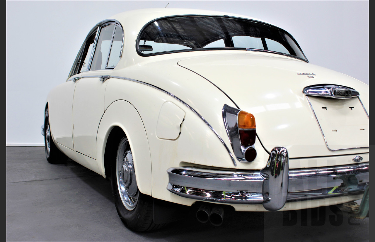 1/1960 Jaguar Mk2 II 2.4L 4d Sedan White 3.8L