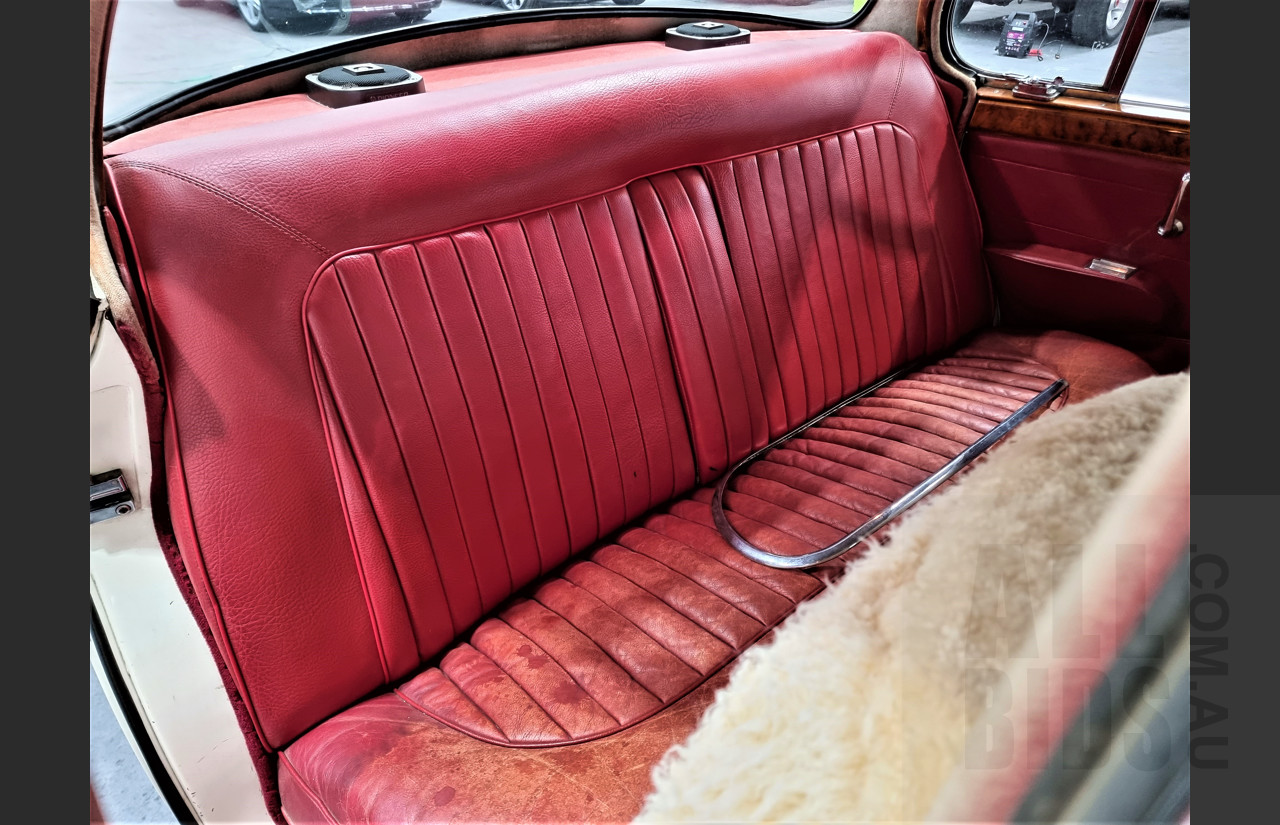 1/1960 Jaguar Mk2 II 2.4L 4d Sedan White 3.8L