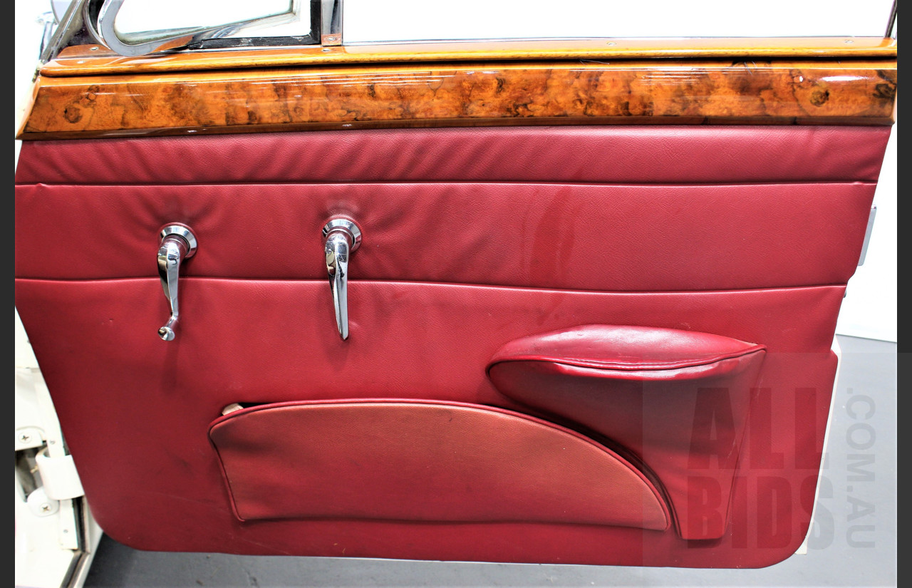 1/1960 Jaguar Mk2 II 2.4L 4d Sedan White 3.8L