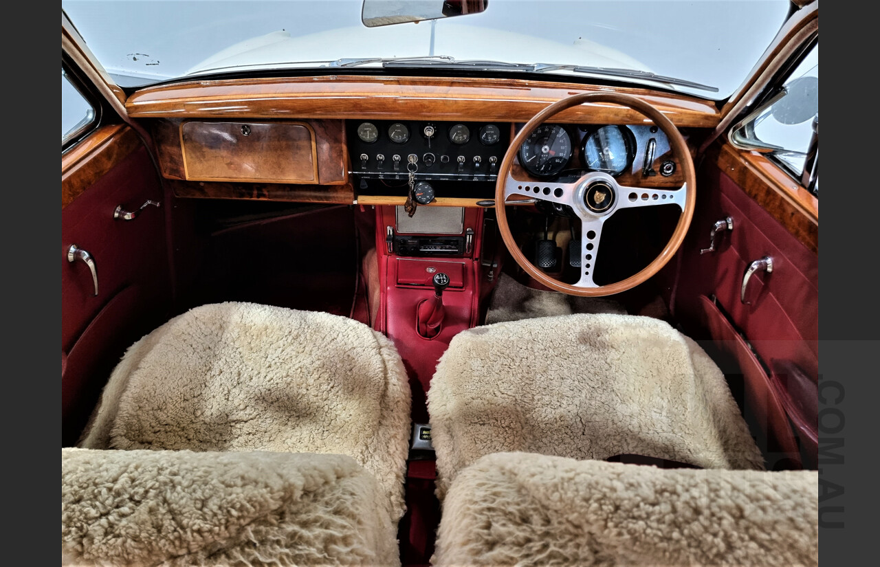 1/1960 Jaguar Mk2 II 2.4L 4d Sedan White 3.8L