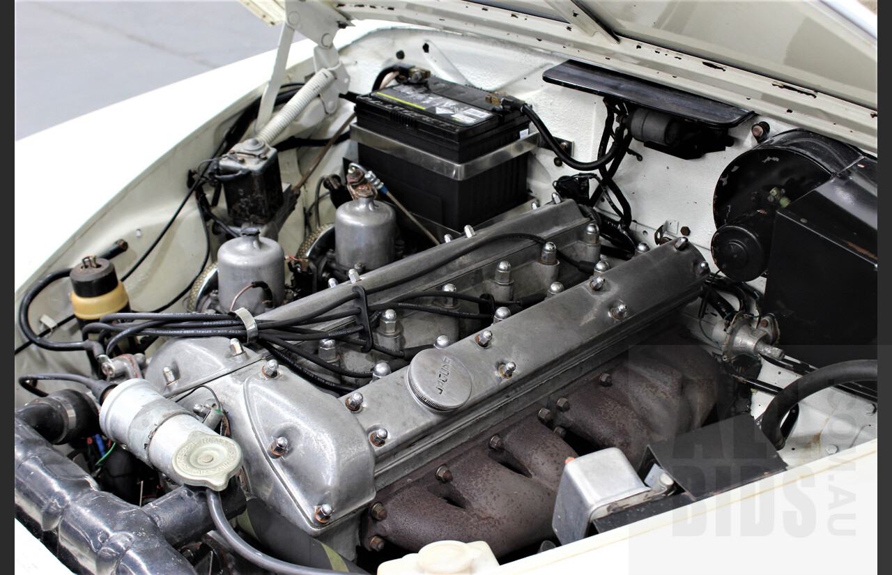 1/1960 Jaguar Mk2 II 2.4L 4d Sedan White 3.8L