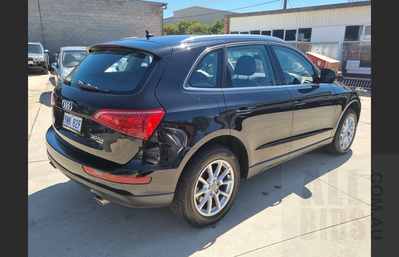 2/2012 Audi Q5 3.0 TDI Quattro 8R MY12 4d Wagon Black 3.0L