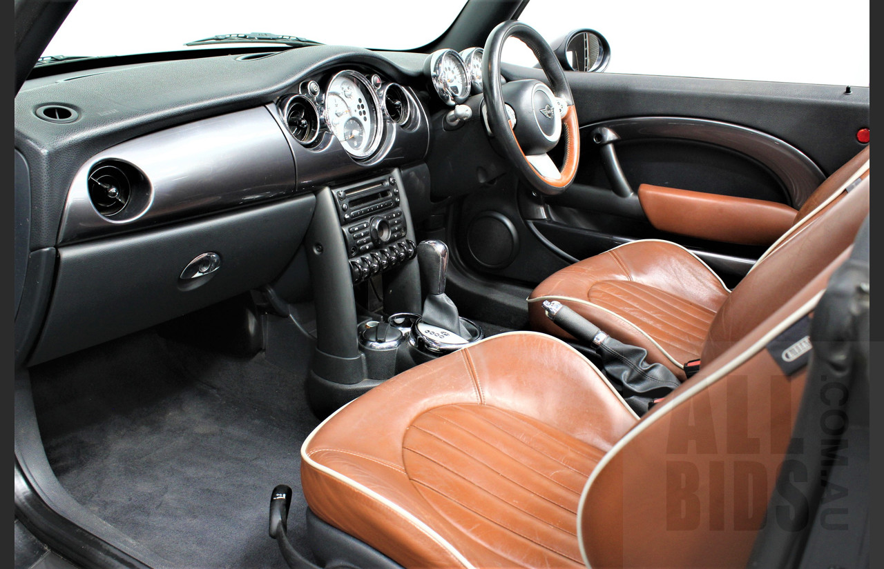 10/2007 Mini Cooper Cabrio Sidewalk R52 2d Cabriolet Black 1.6L