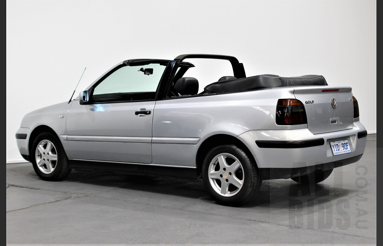 9/2002 Volkswagen Golf GL 2d Cabriolet Silver 2.0L