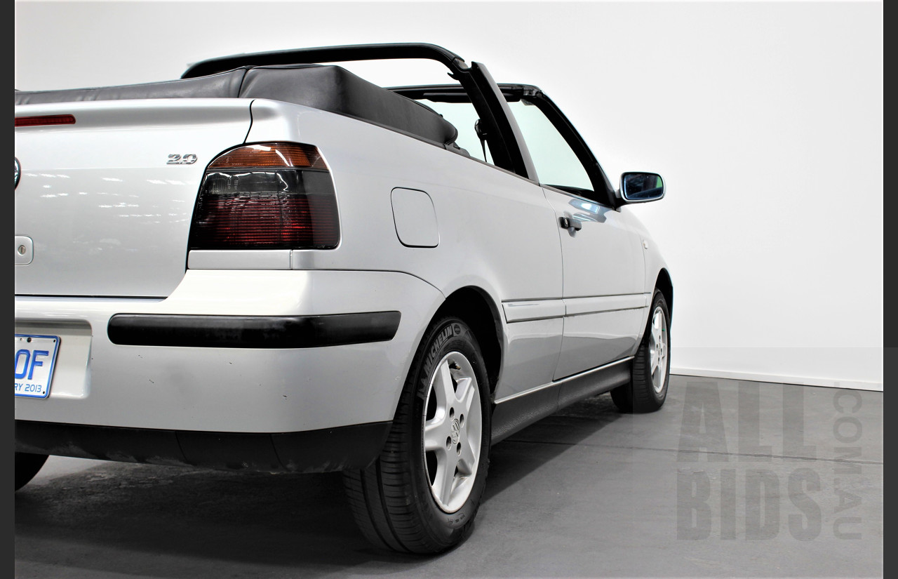 9/2002 Volkswagen Golf GL 2d Cabriolet Silver 2.0L