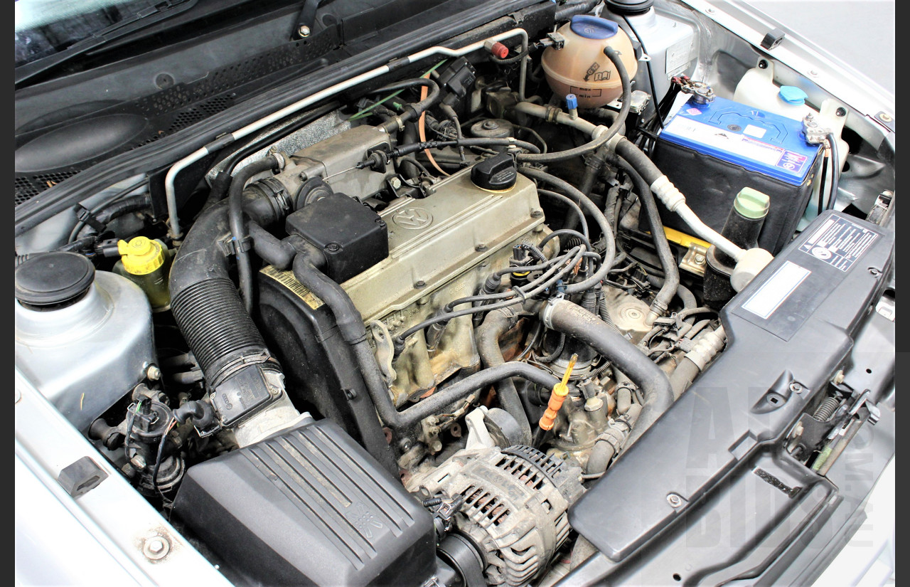 9/2002 Volkswagen Golf GL 2d Cabriolet Silver 2.0L