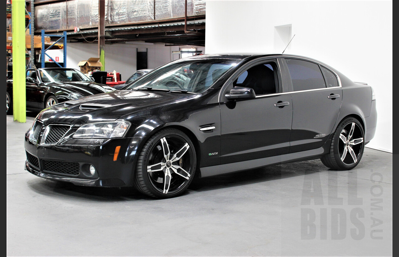 2/2010 Holden Commodore SS-V VE MY10 4d Sedan Black V8 Supercharged