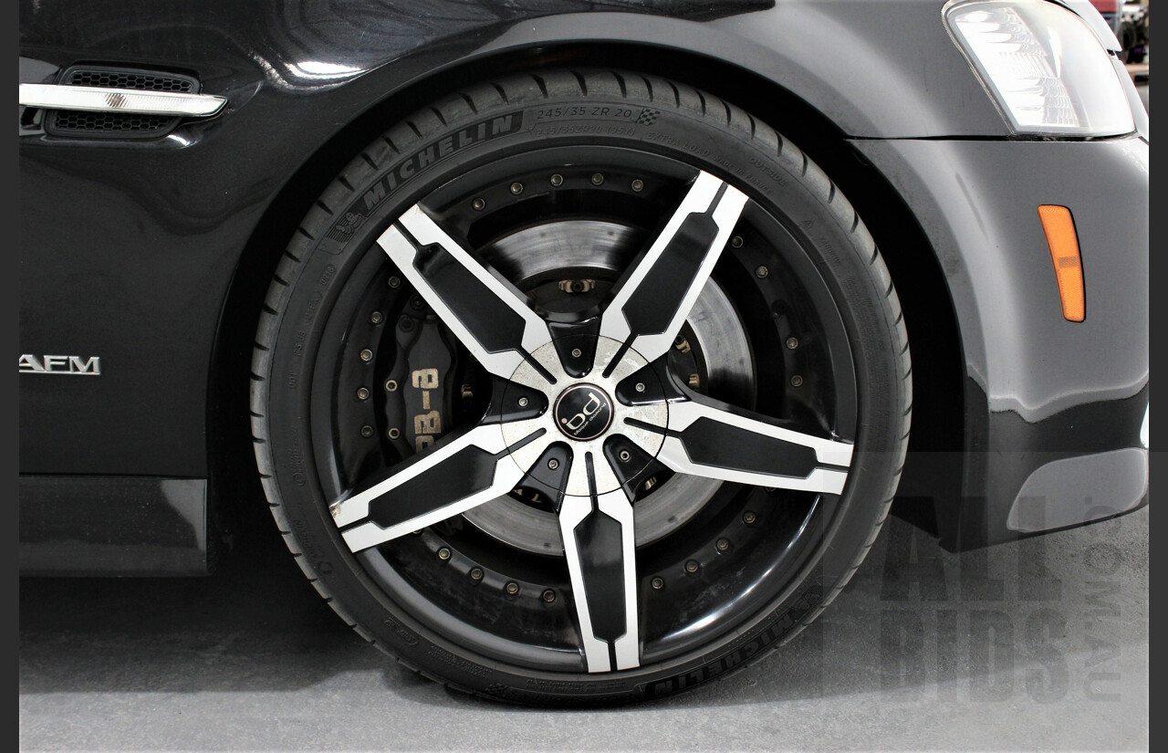 2/2010 Holden Commodore SS-V VE MY10 4d Sedan Black V8 Supercharged