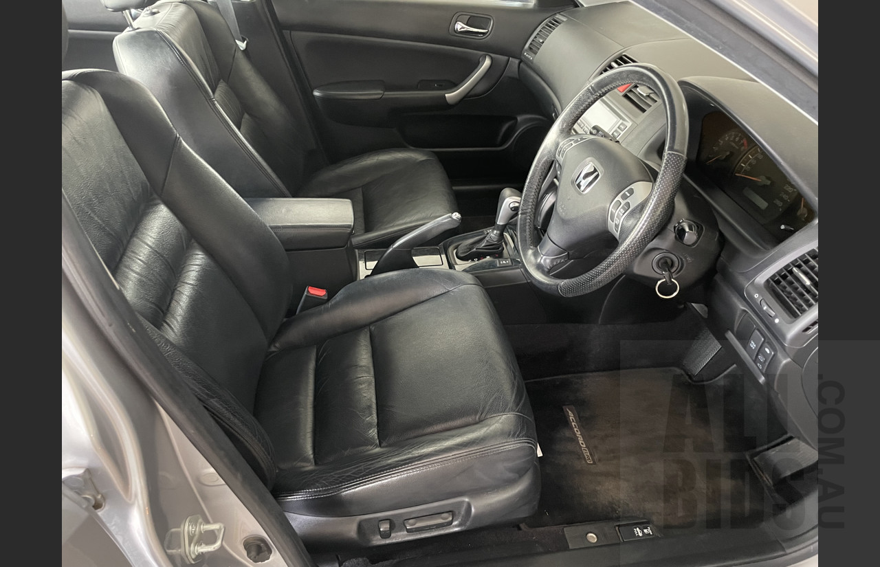 1/2005 Honda Accord EURO Luxury 4d Sedan Silver 2.4L