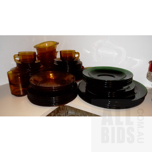 Collection of Vintage Durax and French Vereco Amber Glassware and Another Vintage Green Glass Part Dinner Service