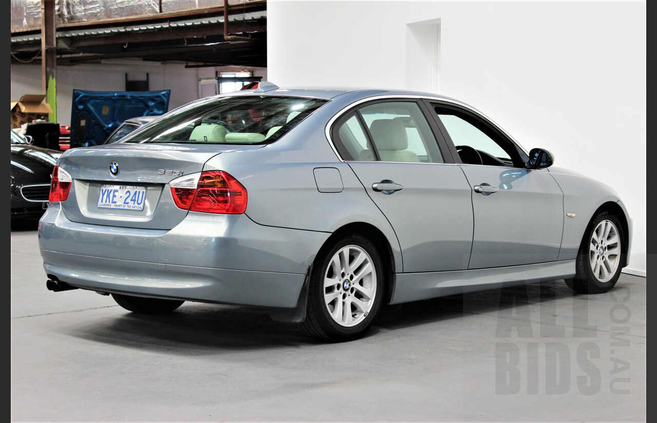 5/2006 BMW 325i E90 4d Sedan Grey 2.5L