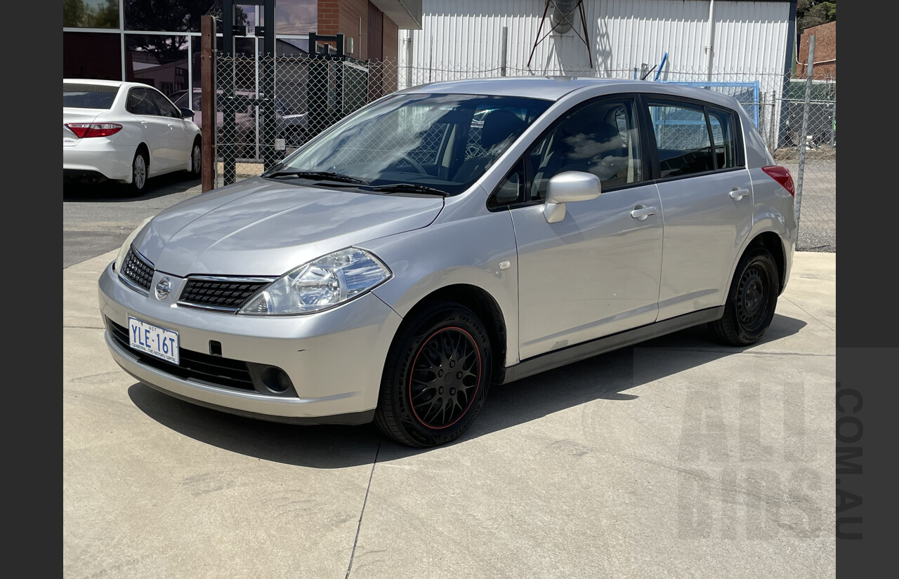 11/2007 Nissan Tiida ST C11 5d Hatchback Silver  1.8L