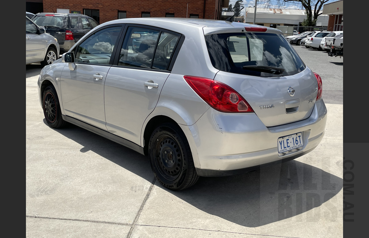 11/2007 Nissan Tiida ST C11 5d Hatchback Silver  1.8L