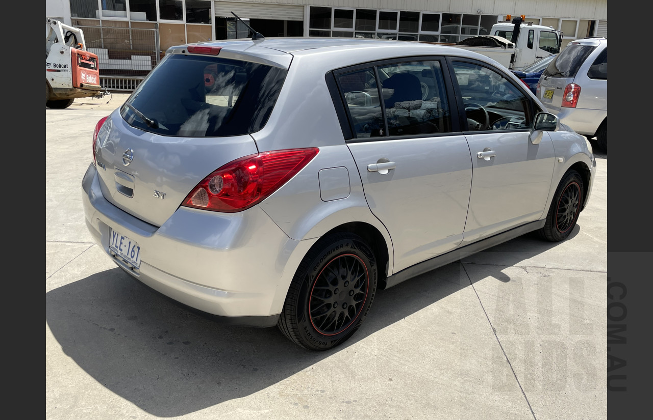 11/2007 Nissan Tiida ST C11 5d Hatchback Silver  1.8L