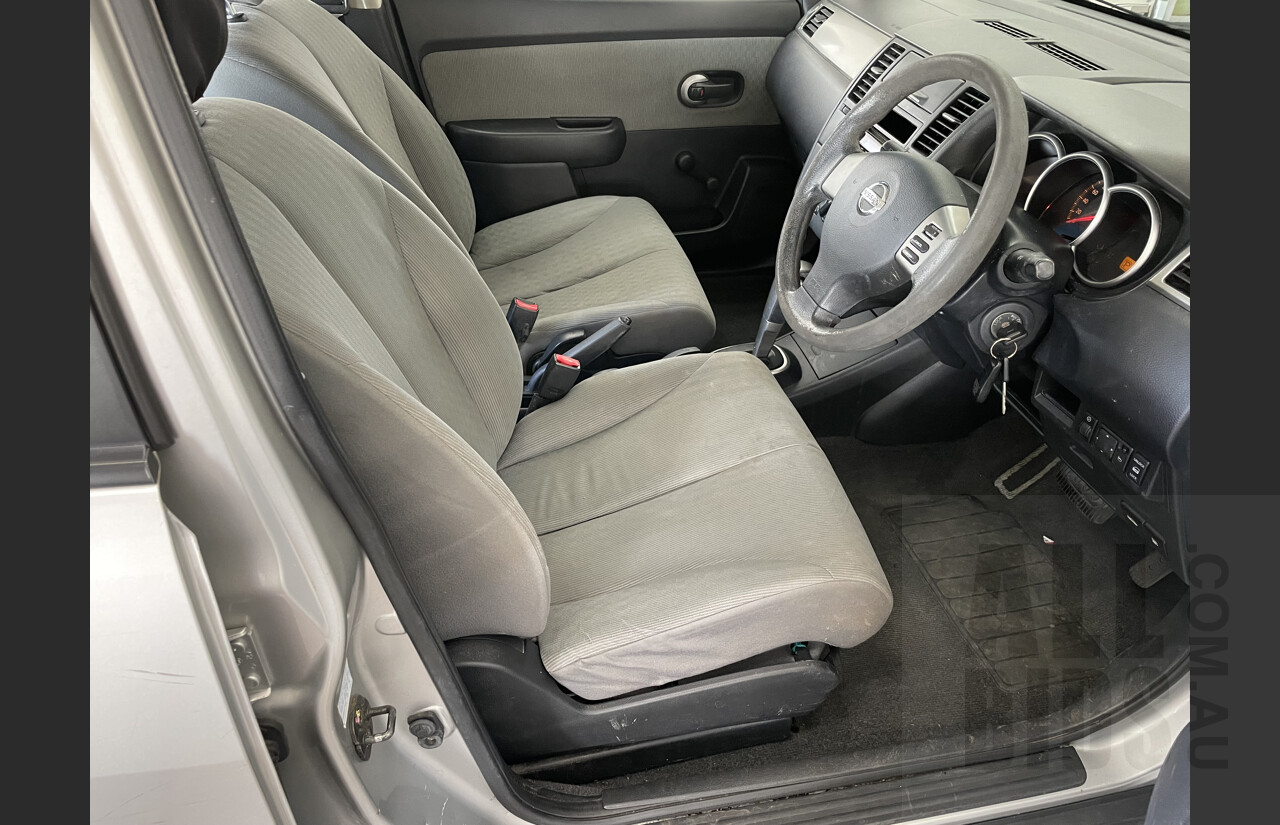 11/2007 Nissan Tiida ST C11 5d Hatchback Silver  1.8L