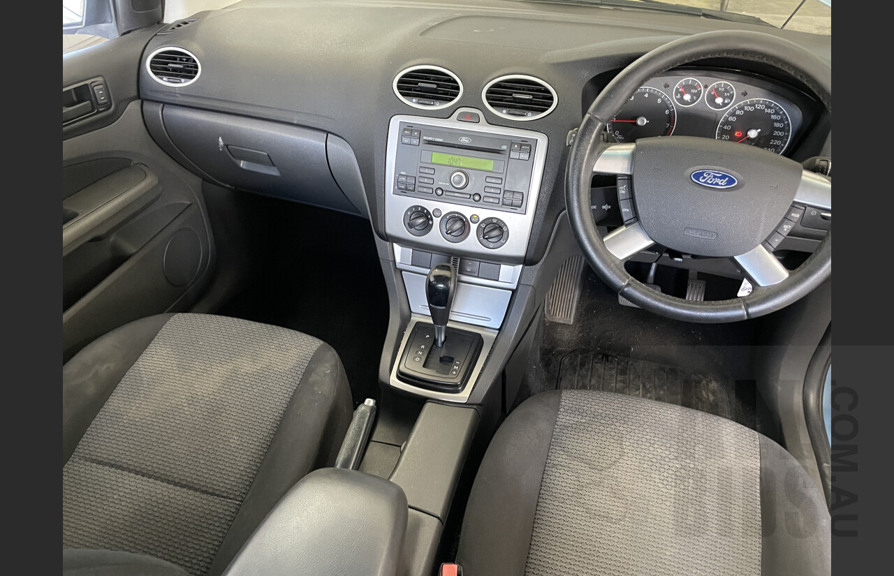 7/2005 Ford Focus LX LS 4d Sedan Blue 2.0L
