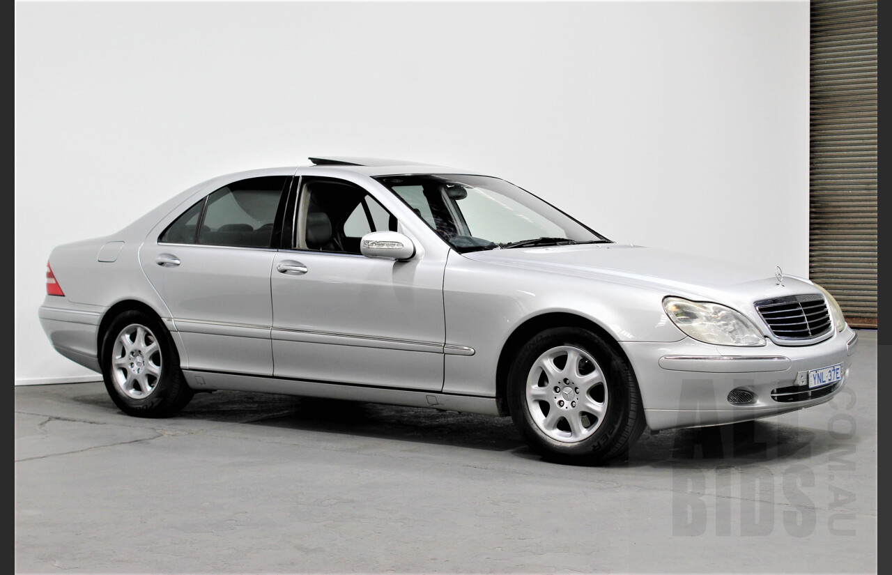 1/2000 Mercedes-Benz S430 W220 4d Sedan Silver 4.3L V8
