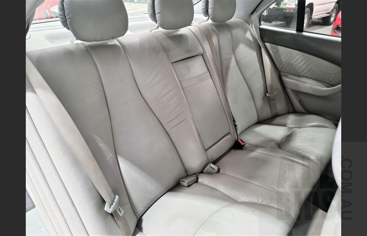 1/2000 Mercedes-Benz S430 W220 4d Sedan Silver 4.3L V8