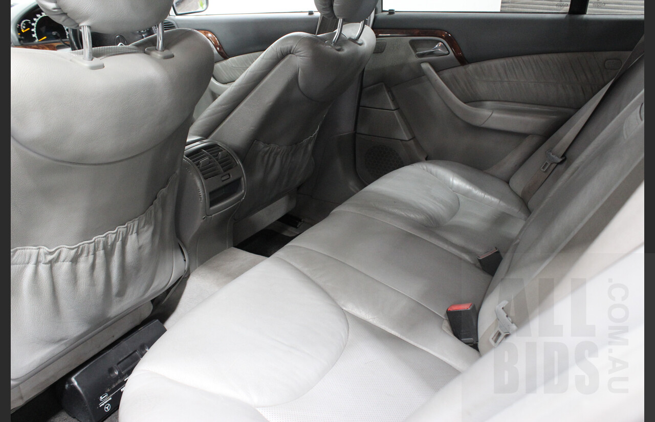 1/2000 Mercedes-Benz S430 W220 4d Sedan Silver 4.3L V8