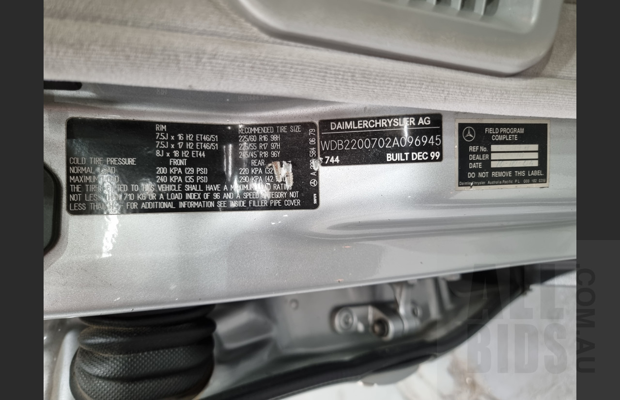 1/2000 Mercedes-Benz S430 W220 4d Sedan Silver 4.3L V8