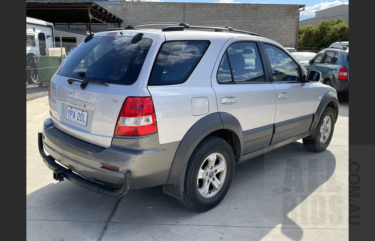 11/2004 Kia Sorento  BL 4d Wagon Silver 3.5L