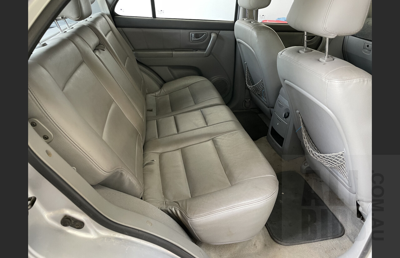 11/2004 Kia Sorento  BL 4d Wagon Silver 3.5L