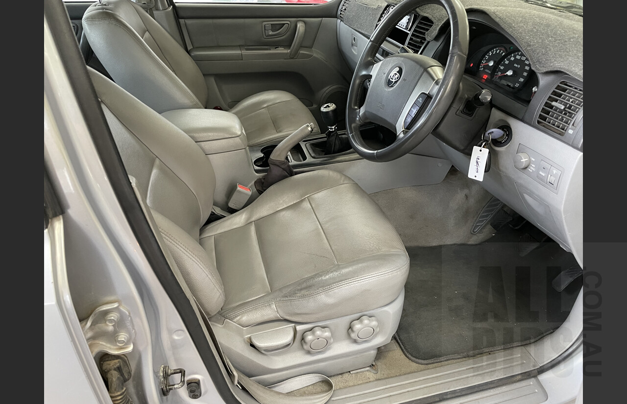 11/2004 Kia Sorento  BL 4d Wagon Silver 3.5L