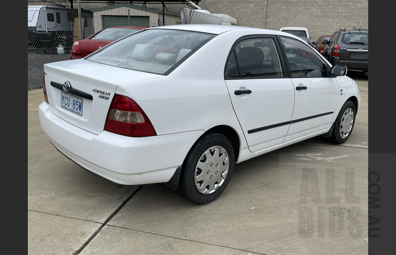 4/2003 Toyota Corolla Ascent ZZE122R 4d Sedan White 1.8L